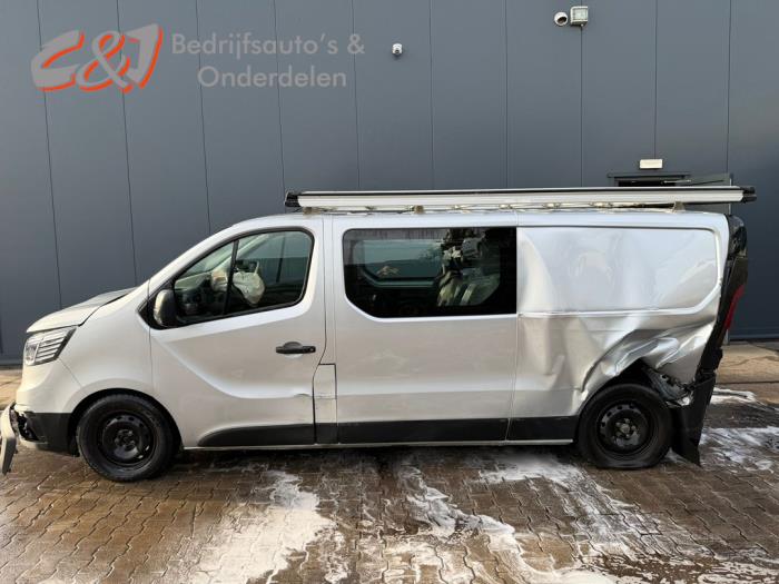 Renault Trafic 2.0 dCi 16V 150 Sloopvoertuig (2022, Zilver)