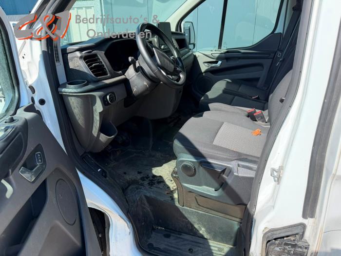 Ford Transit Custom 2.0 TDCi 16V Eco Blue 130 Sloopvoertuig (2022, Wit)