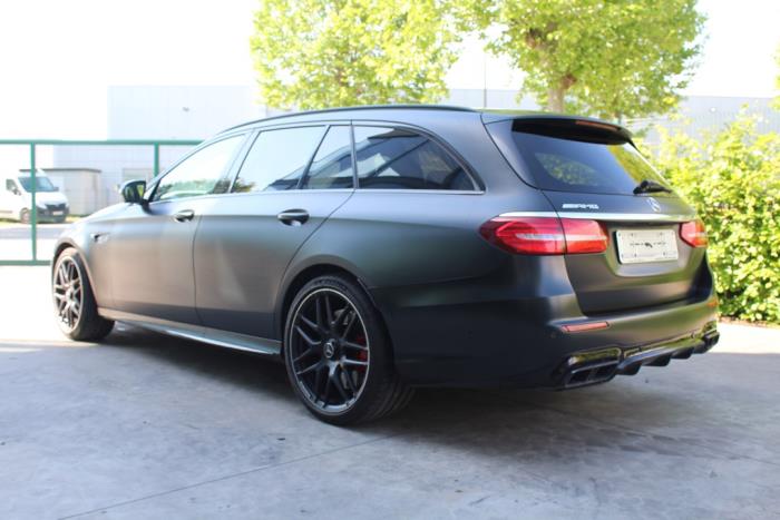 Mercedes E-Klasse V2