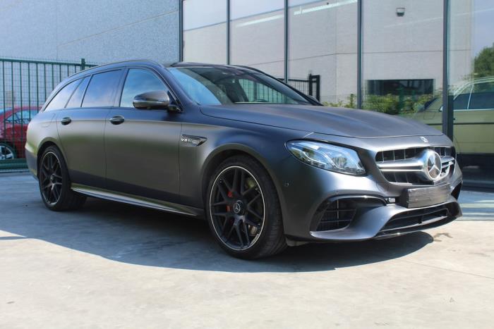 Mercedes E-Klasse V2