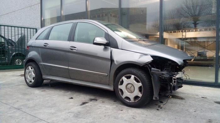 Mercedes B (W245) 2.0 B-180 CDI 16V
