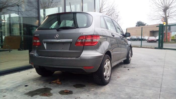 Mercedes B-Klasse V22