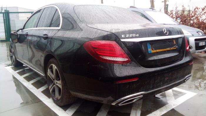 Mercedes E-Klasse V39