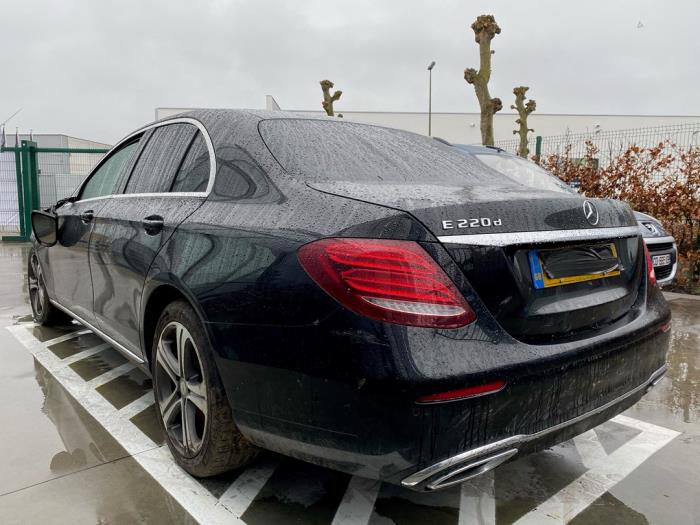 Mercedes E-Klasse V39