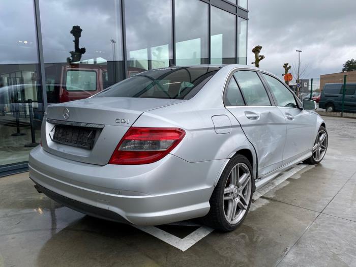 Mercedes C-Klasse V40