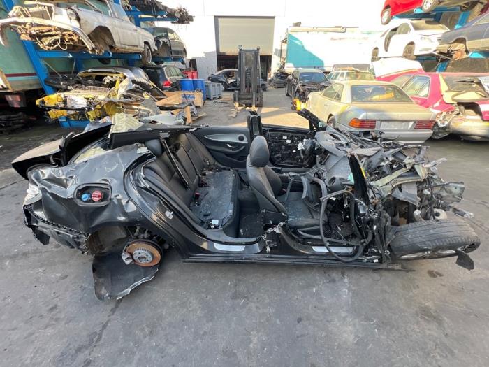 Mercedes E-Klasse V41