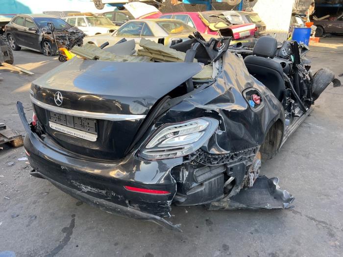 Mercedes E-Klasse V41