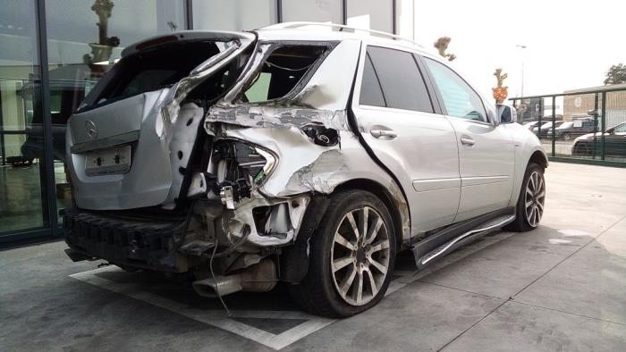 Mercedes ML-Klasse V59