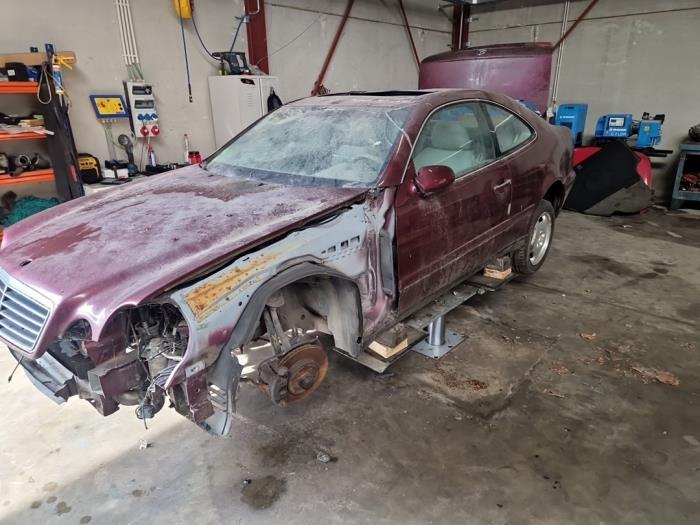 Mercedes CLK 2.3 230K 16V Sloopvoertuig (1997, Bordeaux)
