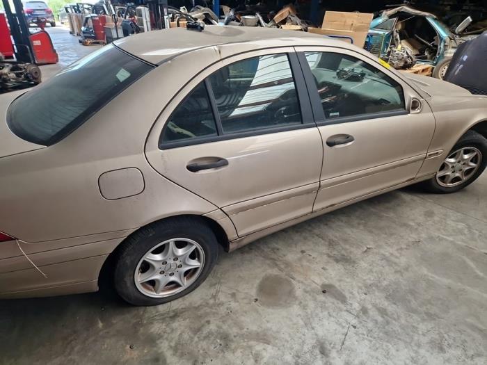 Mercedes C-Klasse V160