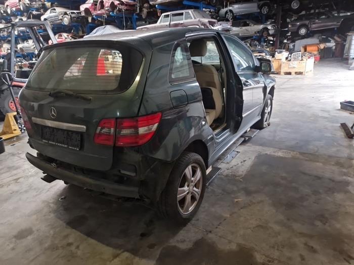 Mercedes B-Klasse V272