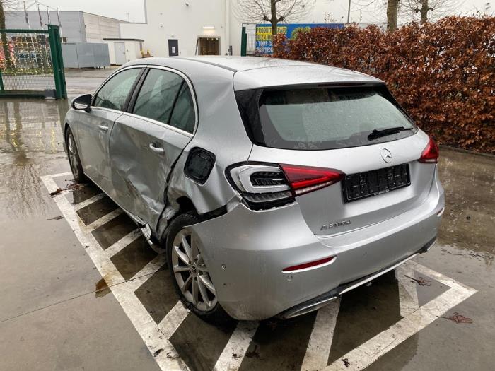 Mercedes A-Klasse V282