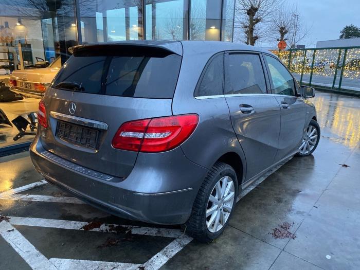 Mercedes B-Klasse V283