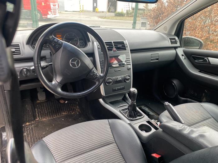 Mercedes A 2.0 A-180 CDI 16V 5-Drs. Sloopvoertuig (2007, Zwart)