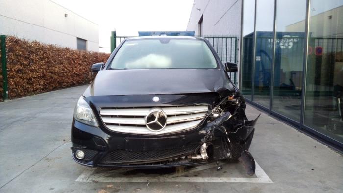 Mercedes B-Klasse V322