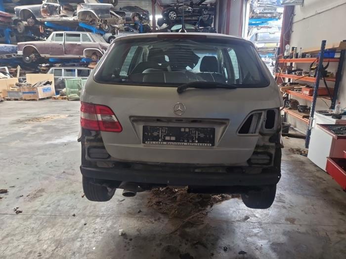 Mercedes B-Klasse V359