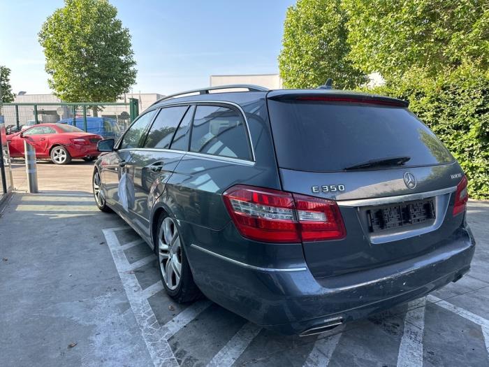 Mercedes E-Klasse V365