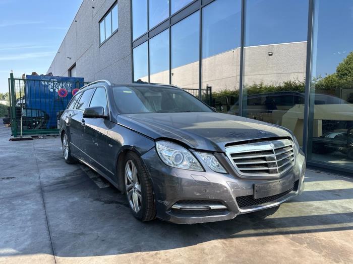 Mercedes E-Klasse V365