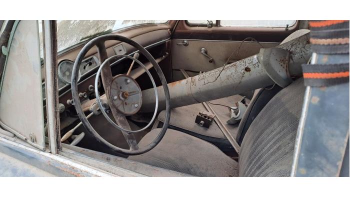 Mercedes Ponton V387