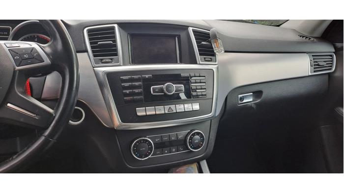 Mercedes ML-Klasse V392