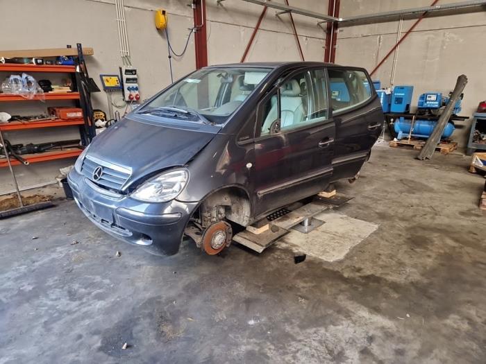 Mercedes A-Klasse V398