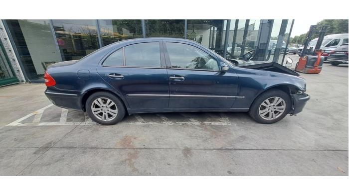 Mercedes E 2.2 E-220 CDI 16V Sloopvoertuig (2003, Zwart)