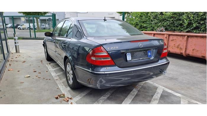 Mercedes E 2.2 E-220 CDI 16V Sloopvoertuig (2003, Zwart)