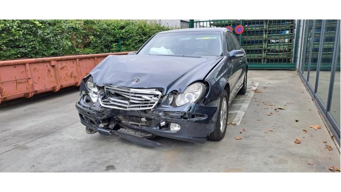 Mercedes E 2.2 E-220 CDI 16V Sloopvoertuig (2003, Zwart)