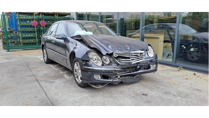 Mercedes E 2.2 E-220 CDI 16V Sloopvoertuig (2003, Zwart)