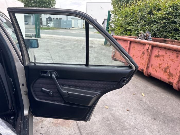 Mercedes 190E/D V429