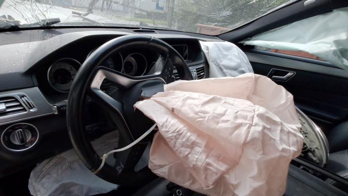 Mercedes E-Klasse V448