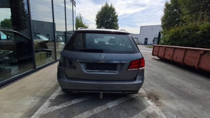 Mercedes E-Klasse V448