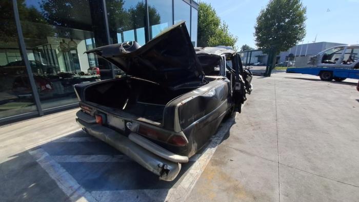 Mercedes W110-W112 V453
