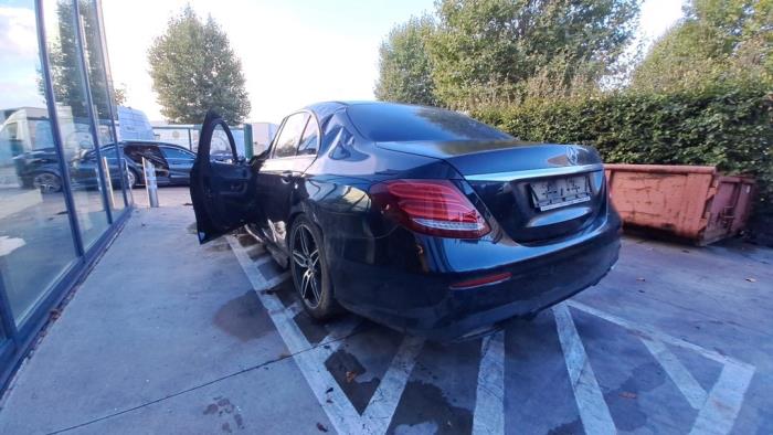 Mercedes E-Klasse V457