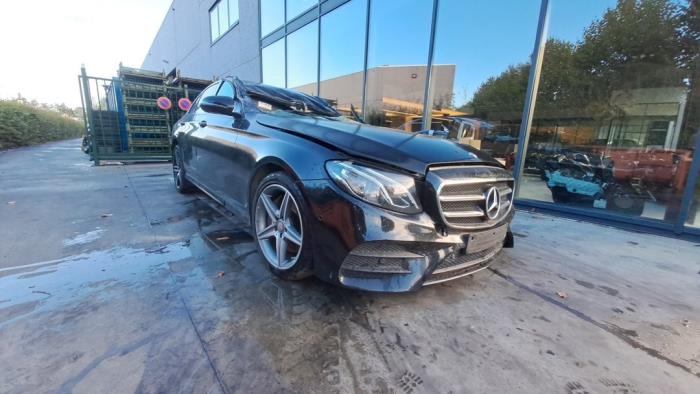 Mercedes E-Klasse V457