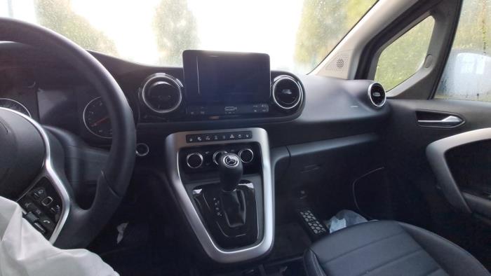 Mercedes T-Klasse V480