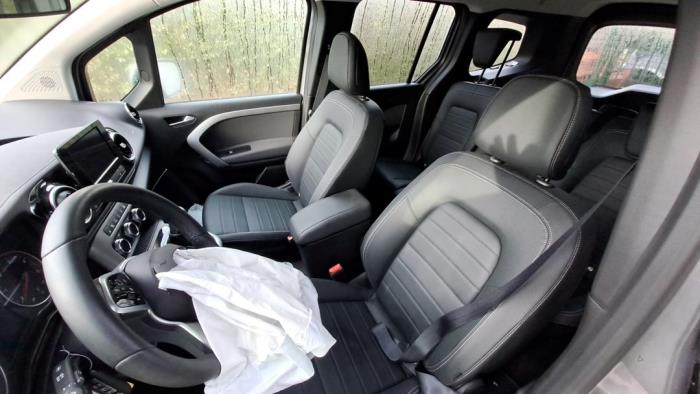 Mercedes T-Klasse V480