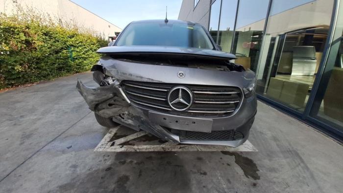 Mercedes T-Klasse V480