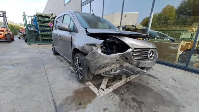 Mercedes T-Klasse V480