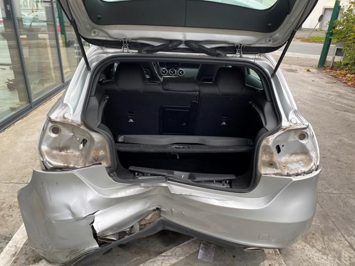 Mercedes A-Klasse V487