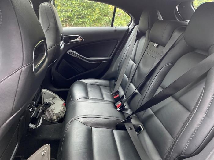 Mercedes A-Klasse V487