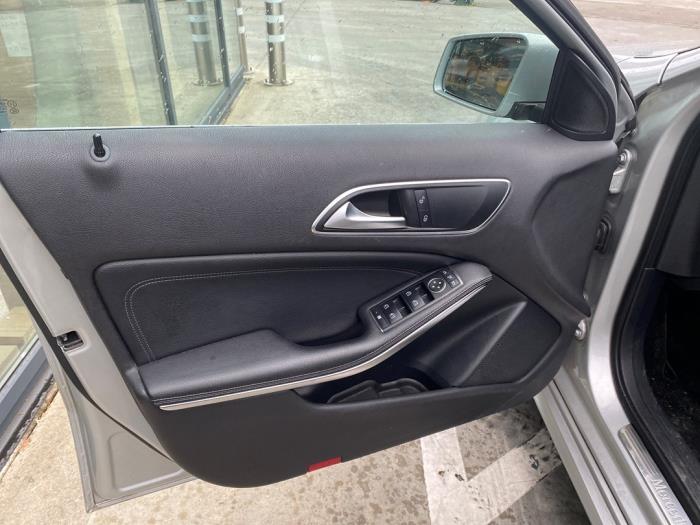 Mercedes A-Klasse V487