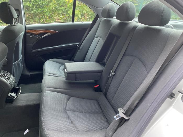 Mercedes E 2.2 E-220 CDI 16V Sloopvoertuig (2002, Zilver)