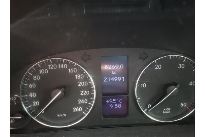 Mercedes C-Klasse V492