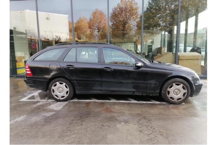 Mercedes C-Klasse V492