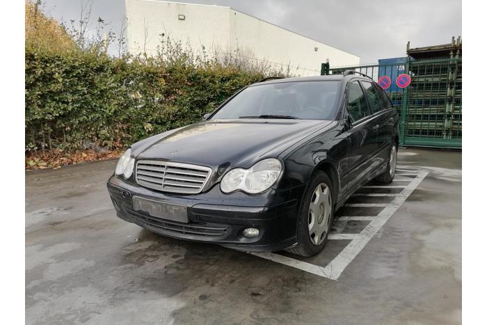 Mercedes C-Klasse V492