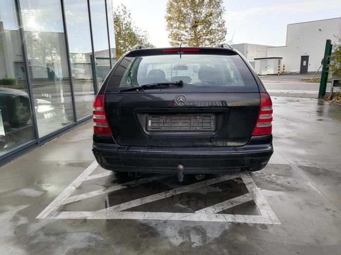 Mercedes C-Klasse V492