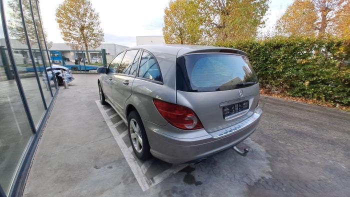 Mercedes R-Klasse V493