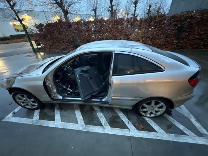 Mercedes C-Klasse V532