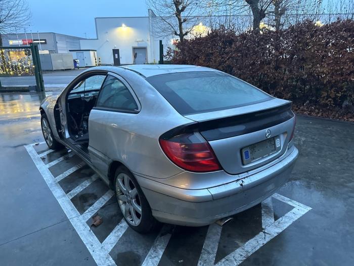 Mercedes C-Klasse V532